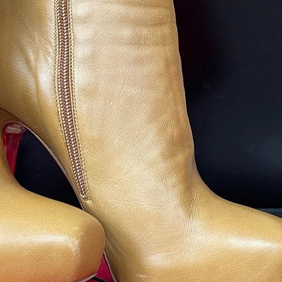 Christian Louboutin Mamanouk Boots 120 Nappa Camel - Picture 8 of 9